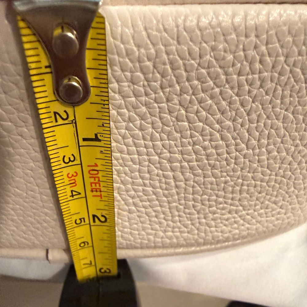 Coach Leather Shoulder/Crossbody Bag with Chunky Gold Chain Strap - Picture 12 of 12